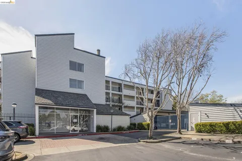 $359,000 | 1203 Melville Square, Unit 216, Richmond, CA 94804