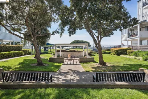 $359,000 | 1203 Melville Square, Unit 216, Richmond, CA 94804