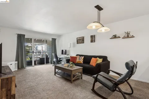 $359,000 | 1203 Melville Square, Unit 216, Richmond, CA 94804