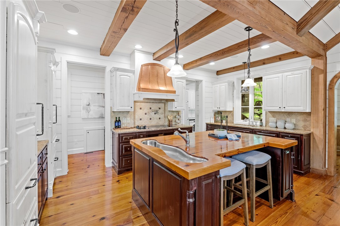 604 Top Ridge Drive Sunset, SC 29685 - Photo 13 of 50 Kitchen