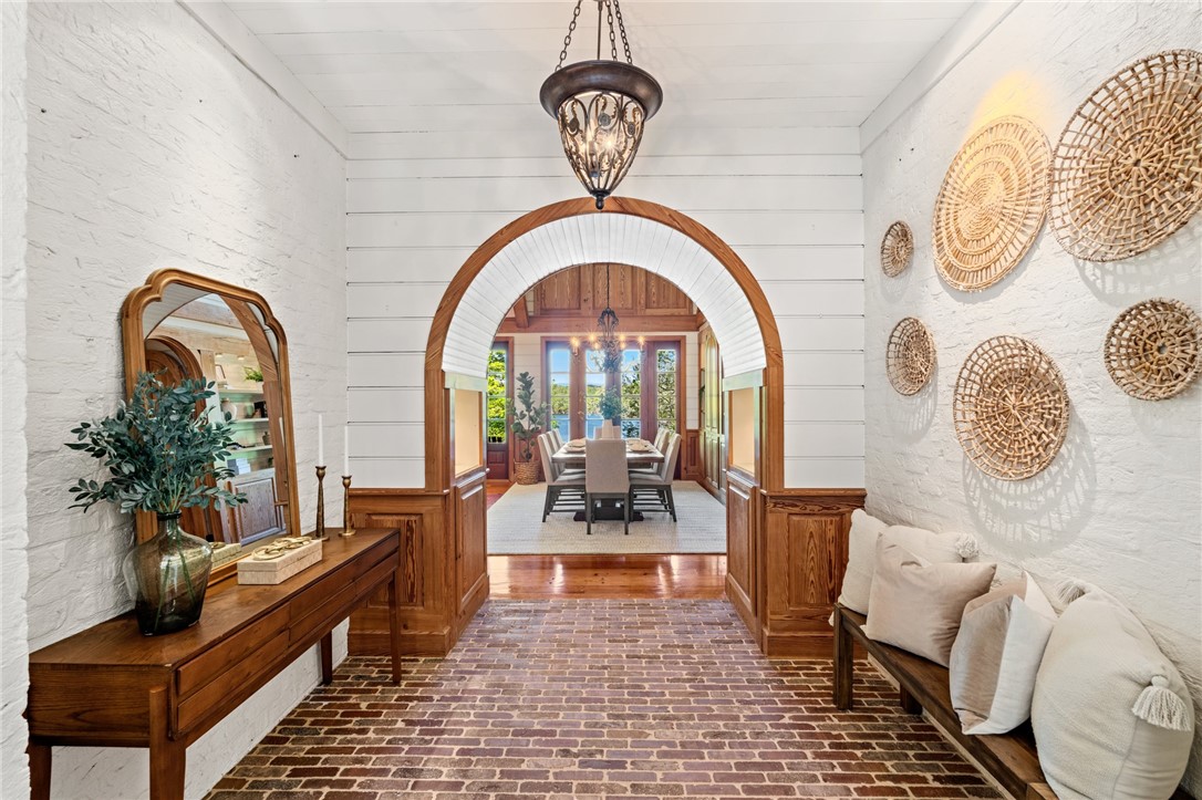 604 Top Ridge Drive Sunset, SC 29685 - Photo 6 of 50 Foyer