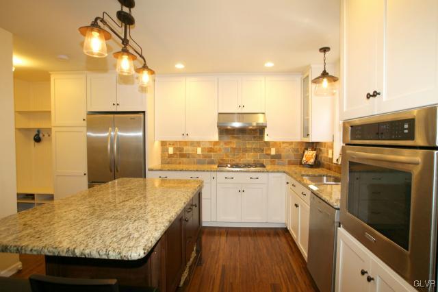 2039 Hilltop Road Bethlehem, PA 18015 - Photo 8 of 23 Gallery Image 8
