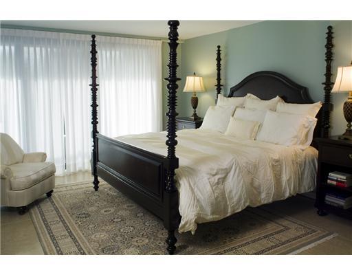 1800 South Ocean Boulevard, Unit 3C Boca Raton, FL 33432 - Photo 7 of 21 a bedroom with a bed and a couch