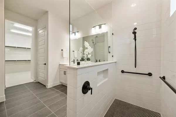 $475,000 | 4821 Forest Crest Parkway, Arlington, TX 76005