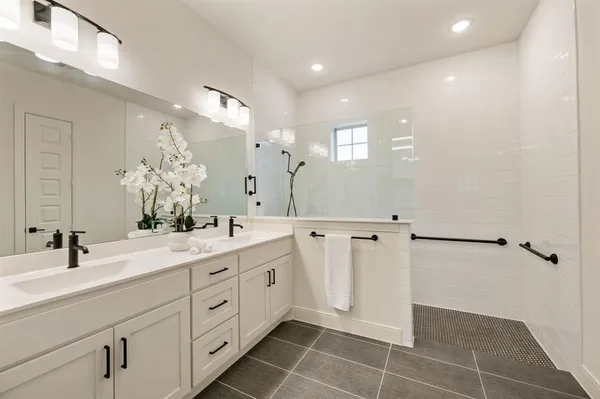 $475,000 | 4821 Forest Crest Parkway, Arlington, TX 76005