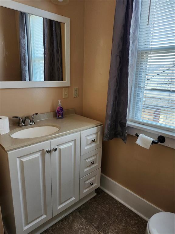 808 18th Street Ambridge, PA 15003 - Photo 17 of 49 a utility room with dryer and washer