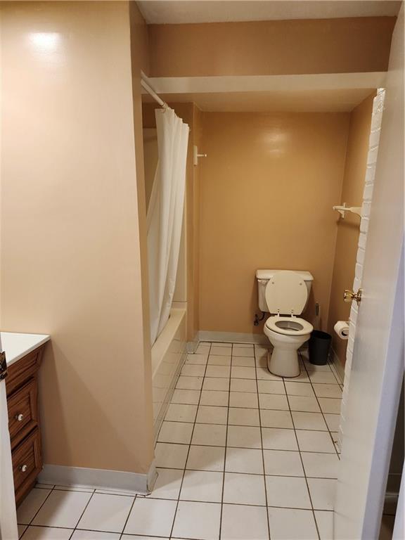 808 18th Street Ambridge, PA 15003 - Photo 38 of 49 a bathroom with a toilet