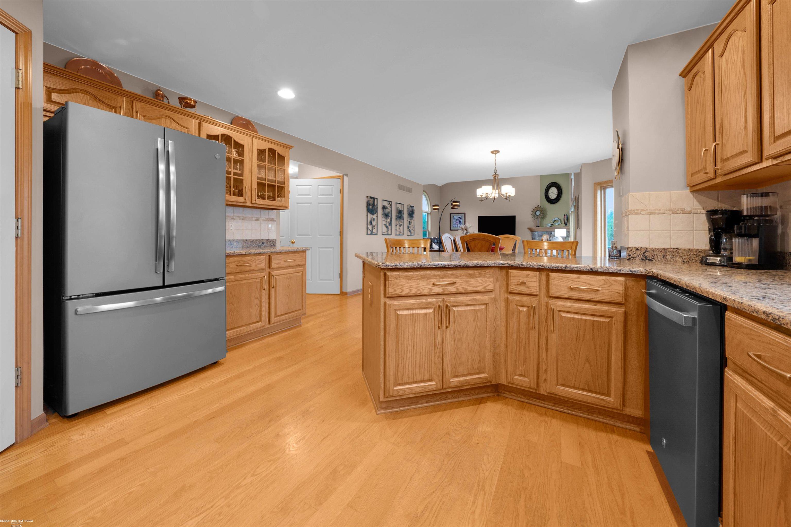 72608 Oxal Point Romeo, MI 48065 - Photo 25 of 56