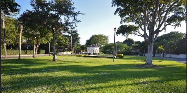 3130 Vincent Road West Palm Beach, FL 33405 - Photo 80 of 85 3130 Nearby Park: Fountain