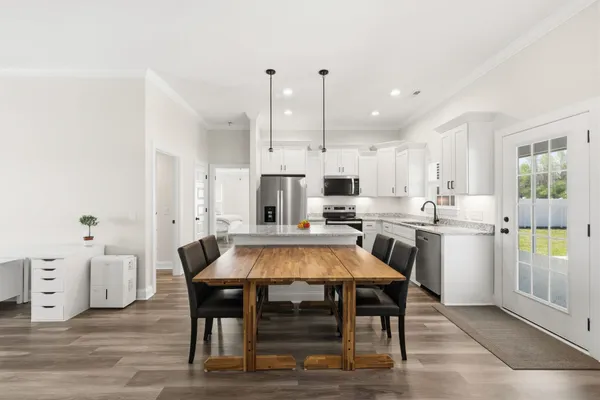 $325,000 | 6250 Old Bucksville Road, Conway, SC 29527