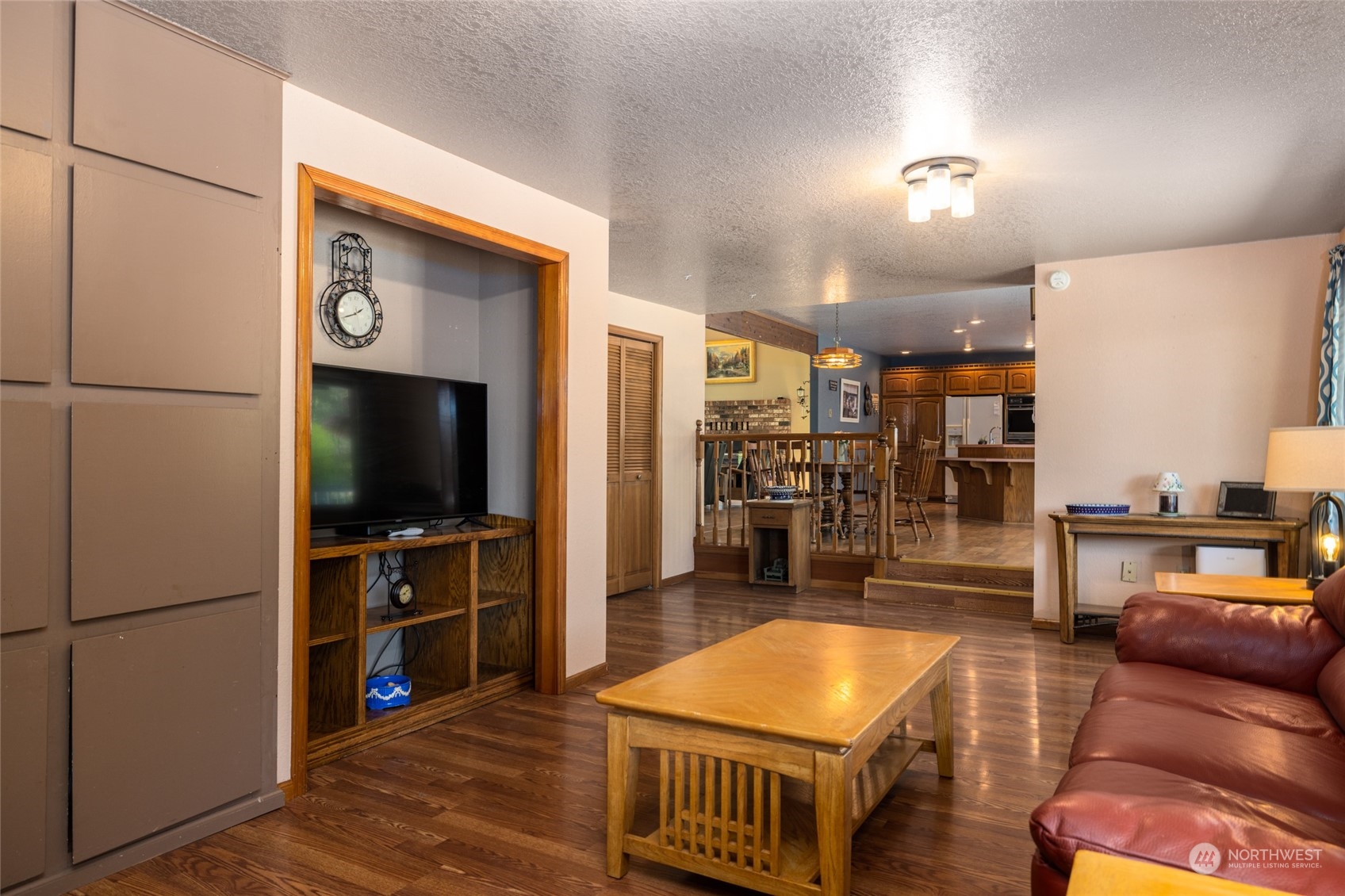 3304 South Pass Road Everson, WA 98247 - Photo 13 of 40 a living room with furniture and a flat screen tv