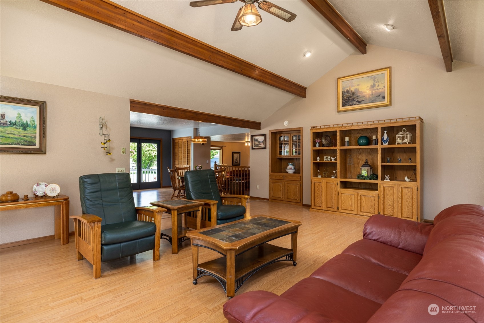 3304 South Pass Road Everson, WA 98247 - Photo 10 of 40 a living room with furniture and large window