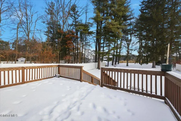 $335,000 | 1097 Fort Hunter Road, Schenectady, NY 12303