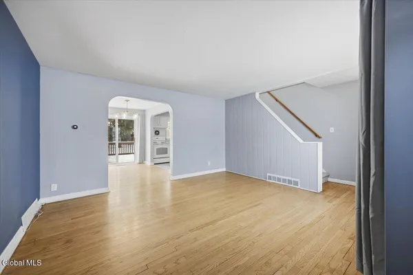 $335,000 | 1097 Fort Hunter Road, Schenectady, NY 12303