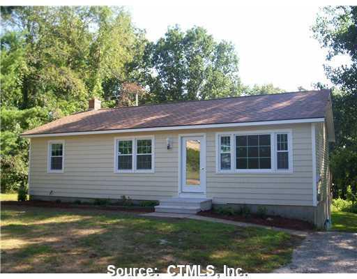 21 Briar Cliff Road Mansfield, CT 06250 - Photo 1 of 1 a view of a house with a yard
