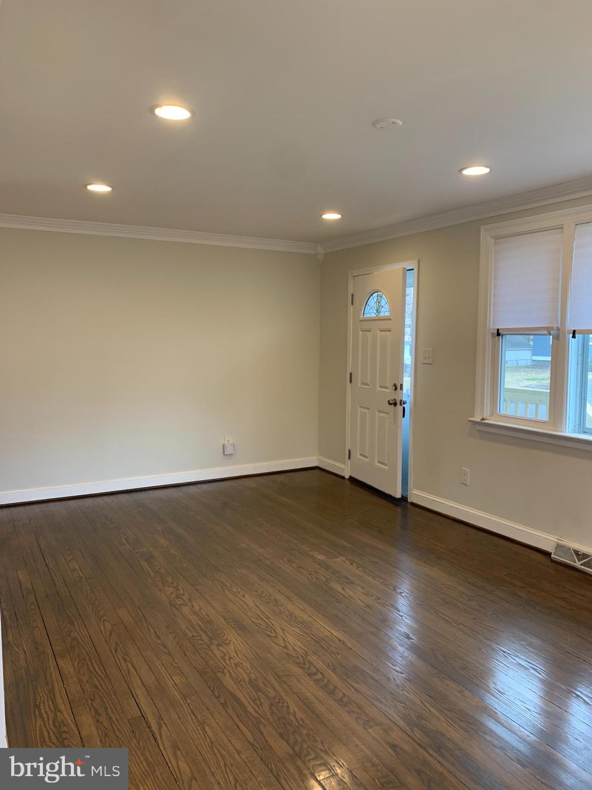 6413 Woodley Road Clinton, MD 20735 - Photo 5 of 24 Gallery Image 5