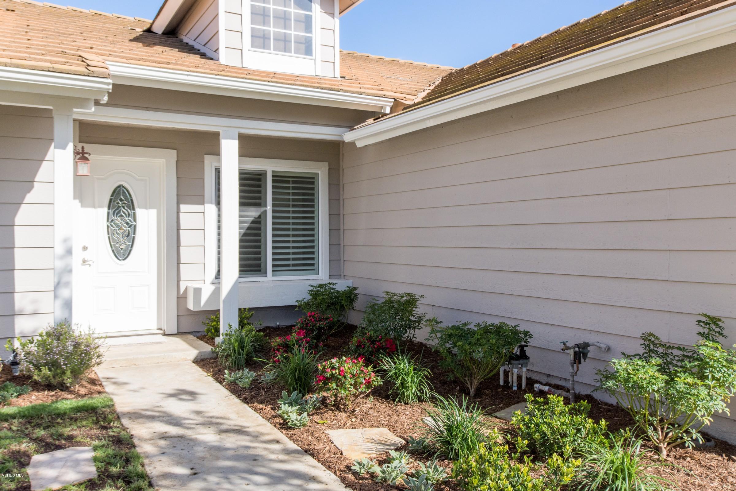 428 Appleton Road Simi Valley, CA 93065 - Photo 2 of 26 23_EH9BUH_still_po