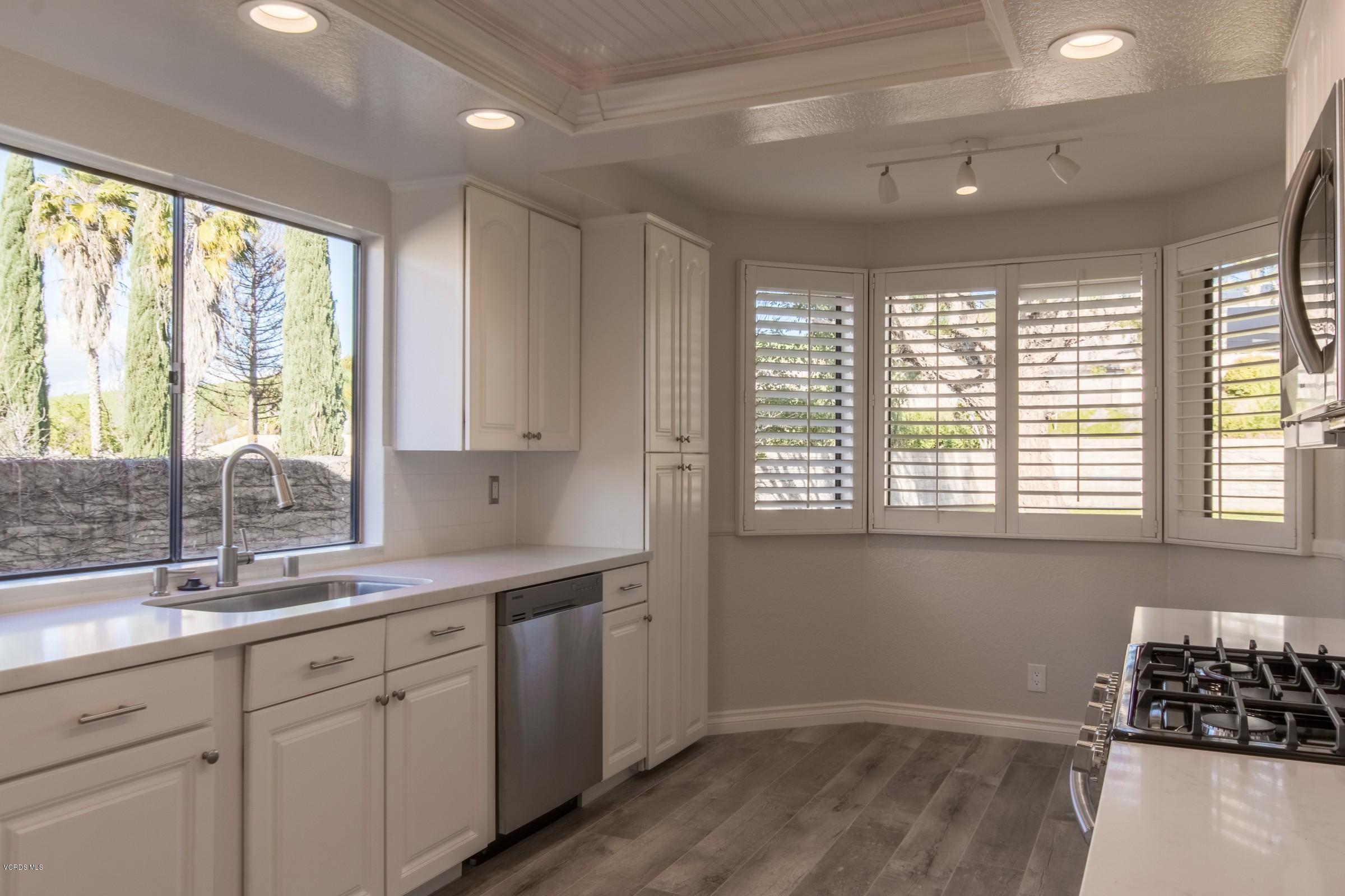 428 Appleton Road Simi Valley, CA 93065 - Photo 11 of 26 10_EH9BUH_still_ki