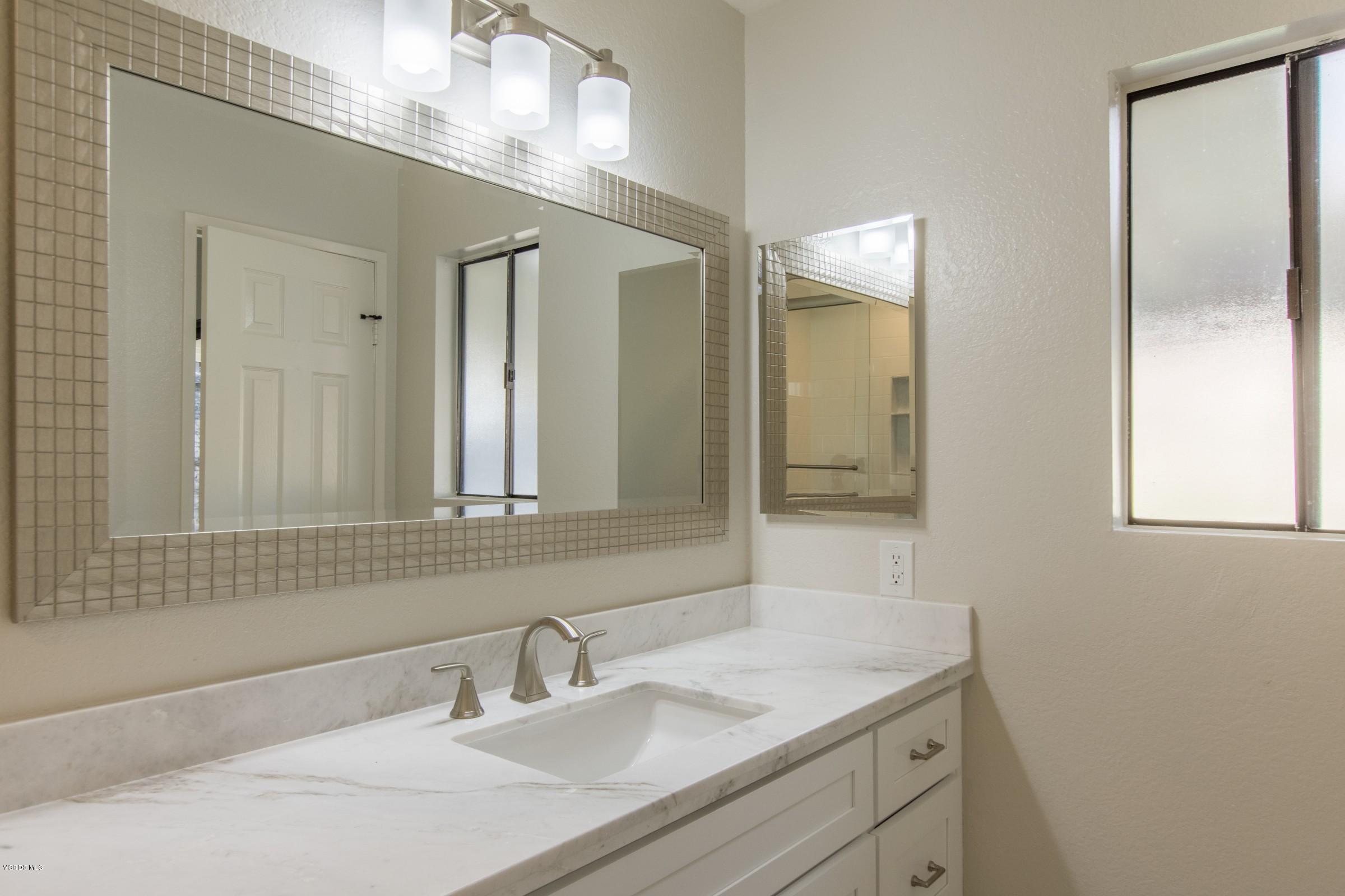 428 Appleton Road Simi Valley, CA 93065 - Photo 18 of 26 17_EH9BUH_still_mba2