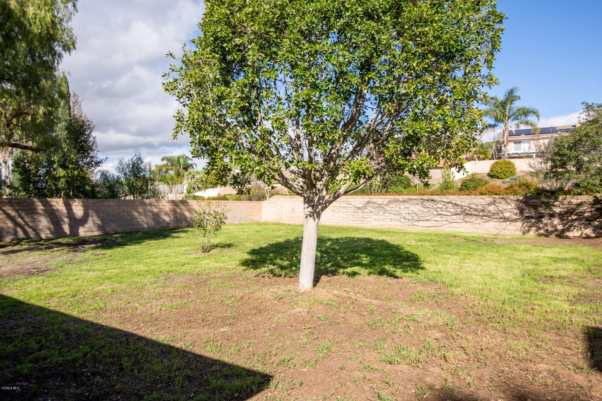 428 Appleton Road Simi Valley, CA 93065 - Photo 24 of 26 25_EH9BUH_still_bkyd