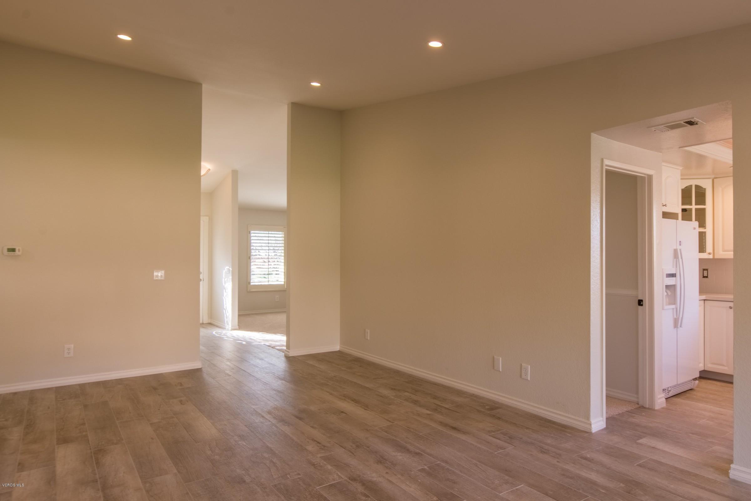 428 Appleton Road Simi Valley, CA 93065 - Photo 10 of 26 9_EH9BUH_still_fr3