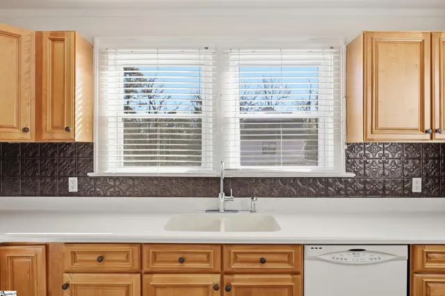 $379,900 | 17 Butler Springs Road, Greenville, SC 29615