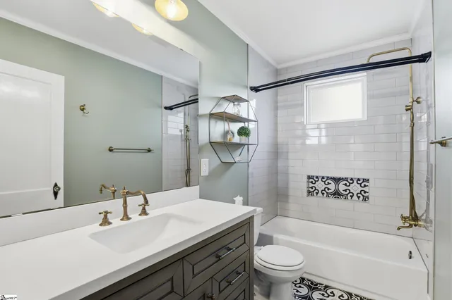 $379,900 | 17 Butler Springs Road, Greenville, SC 29615