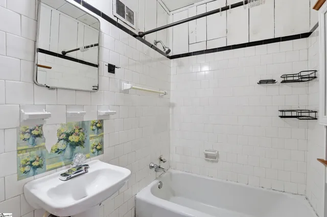 $379,900 | 17 Butler Springs Road, Greenville, SC 29615