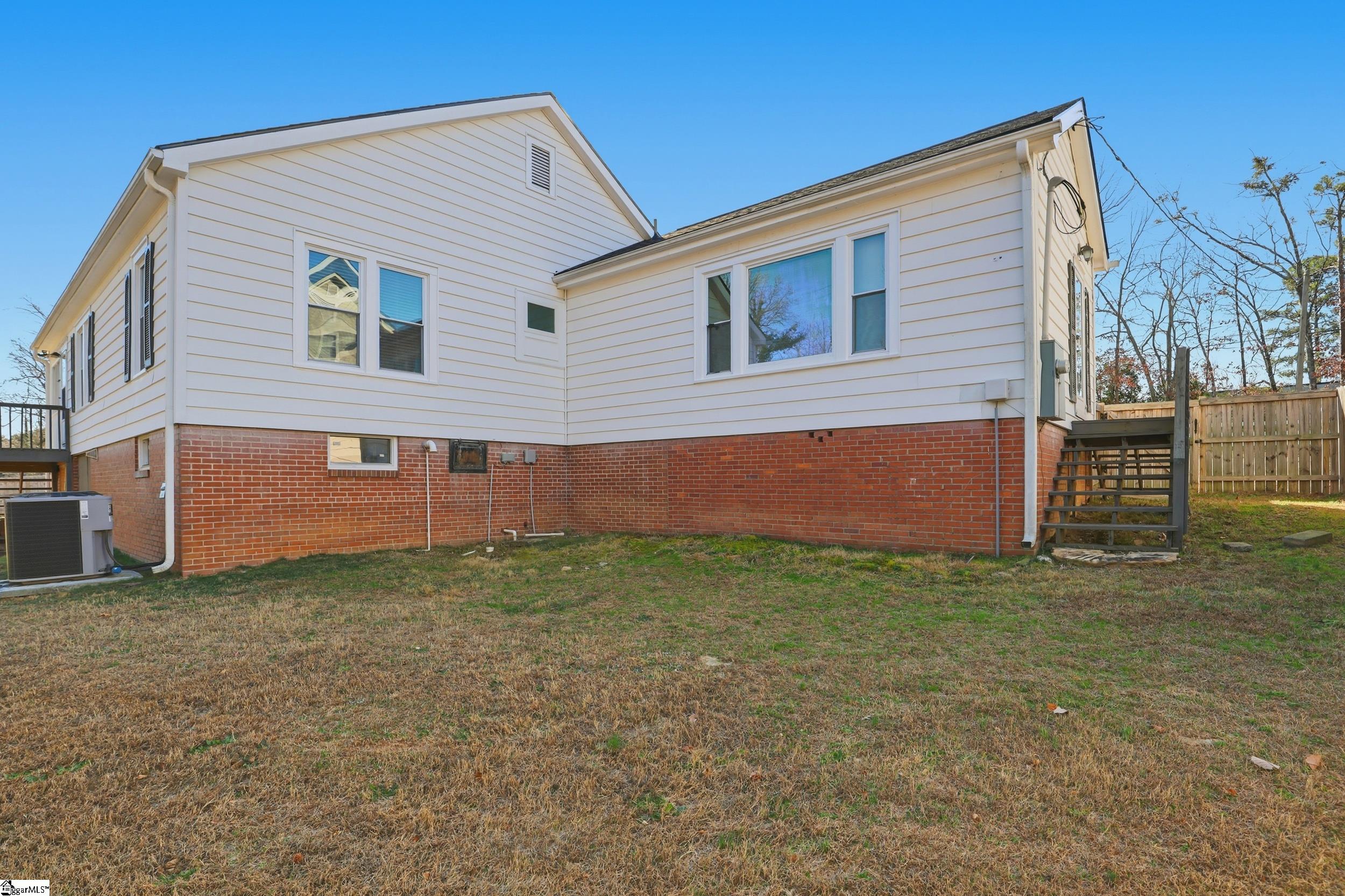17 Butler Springs Road Greenville, SC 29615 - Photo 33 of 36