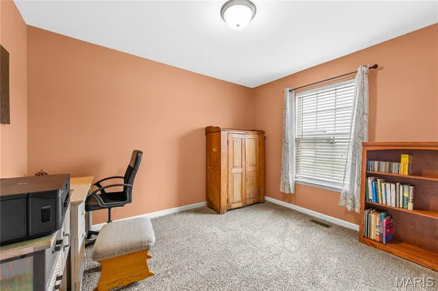 $305,000 | 528 Birchwood Drive, Moscow Mills, MO 63362