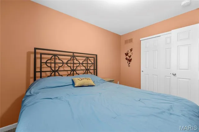 $305,000 | 528 Birchwood Drive, Moscow Mills, MO 63362