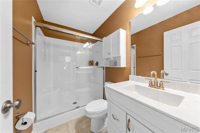 $305,000 | 528 Birchwood Drive, Moscow Mills, MO 63362