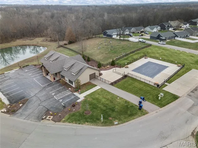 $305,000 | 528 Birchwood Drive, Moscow Mills, MO 63362