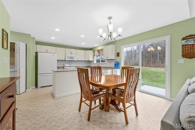 $305,000 | 528 Birchwood Drive, Moscow Mills, MO 63362