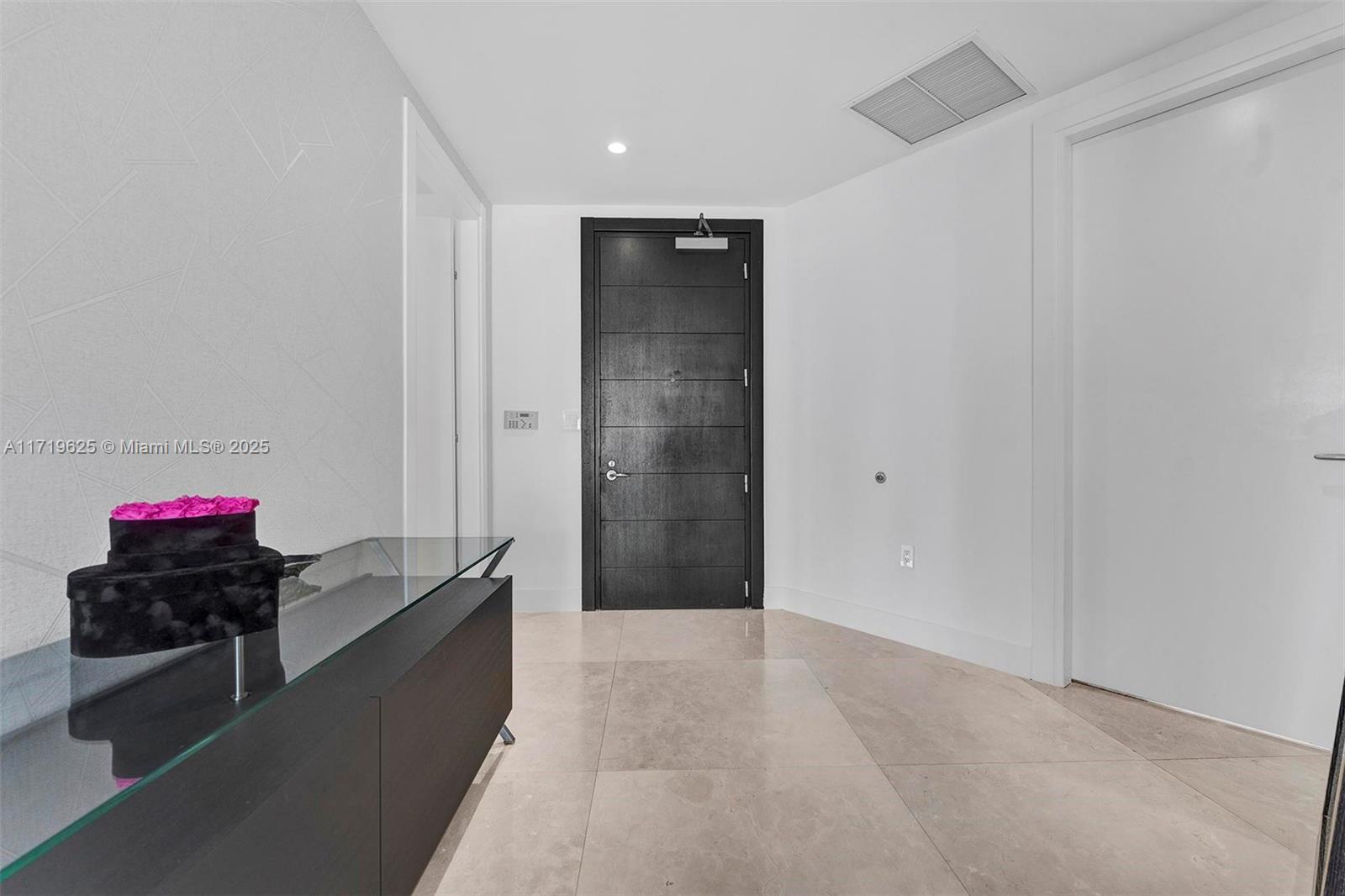 200 Biscayne Blvd Way, Unit 5001 Miami, FL 33131 - Photo 24 of 48