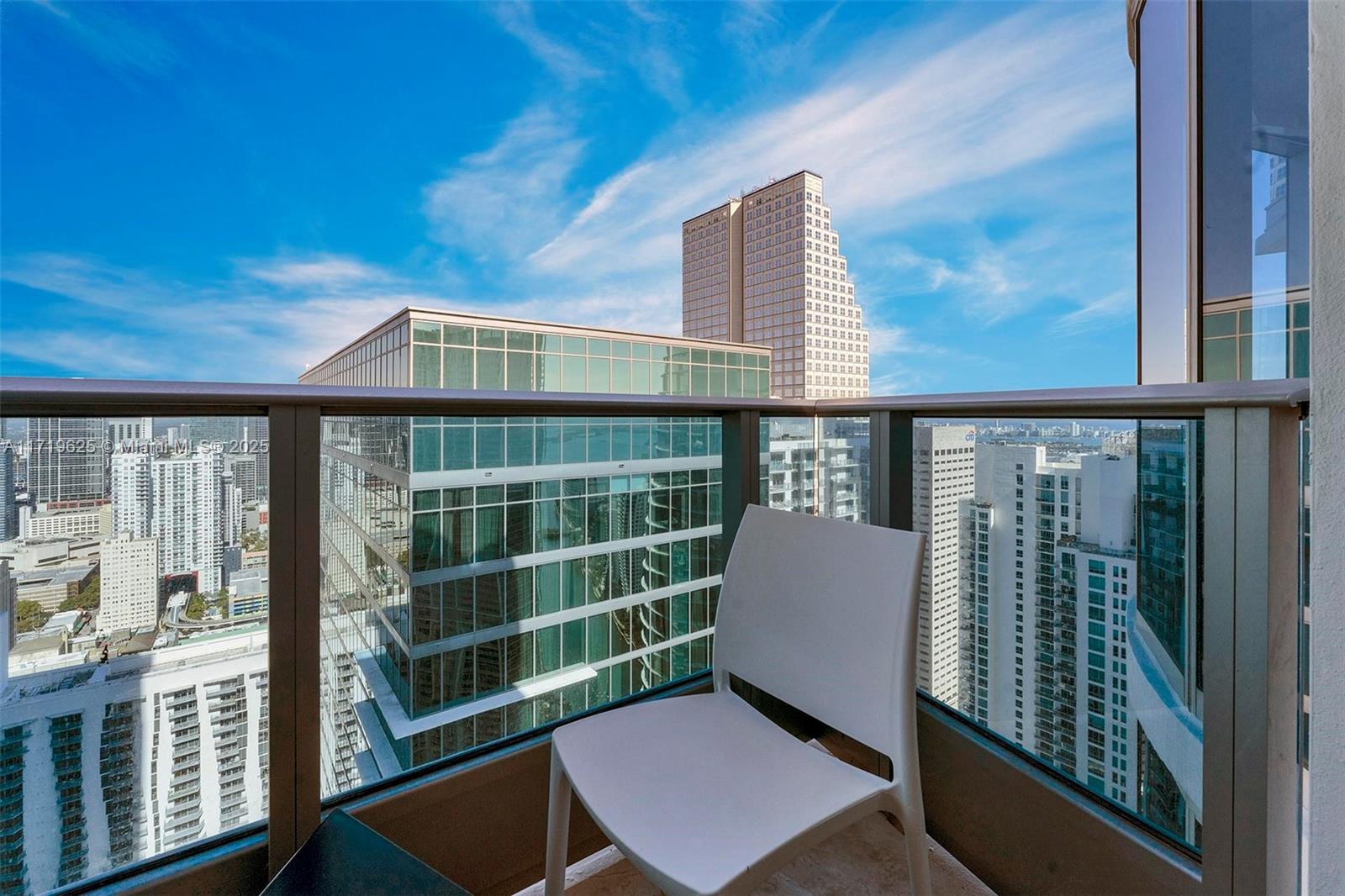 200 Biscayne Blvd Way, Unit 5001 Miami, FL 33131 - Photo 32 of 48 a view of a balcony with chair