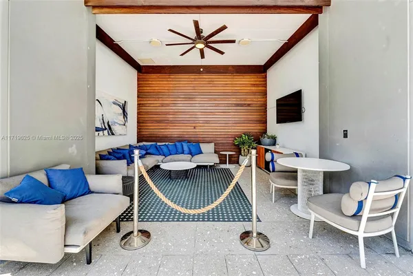 $18,000 | 200 Biscayne Blvd Way, Unit 5001, Miami, FL 33131