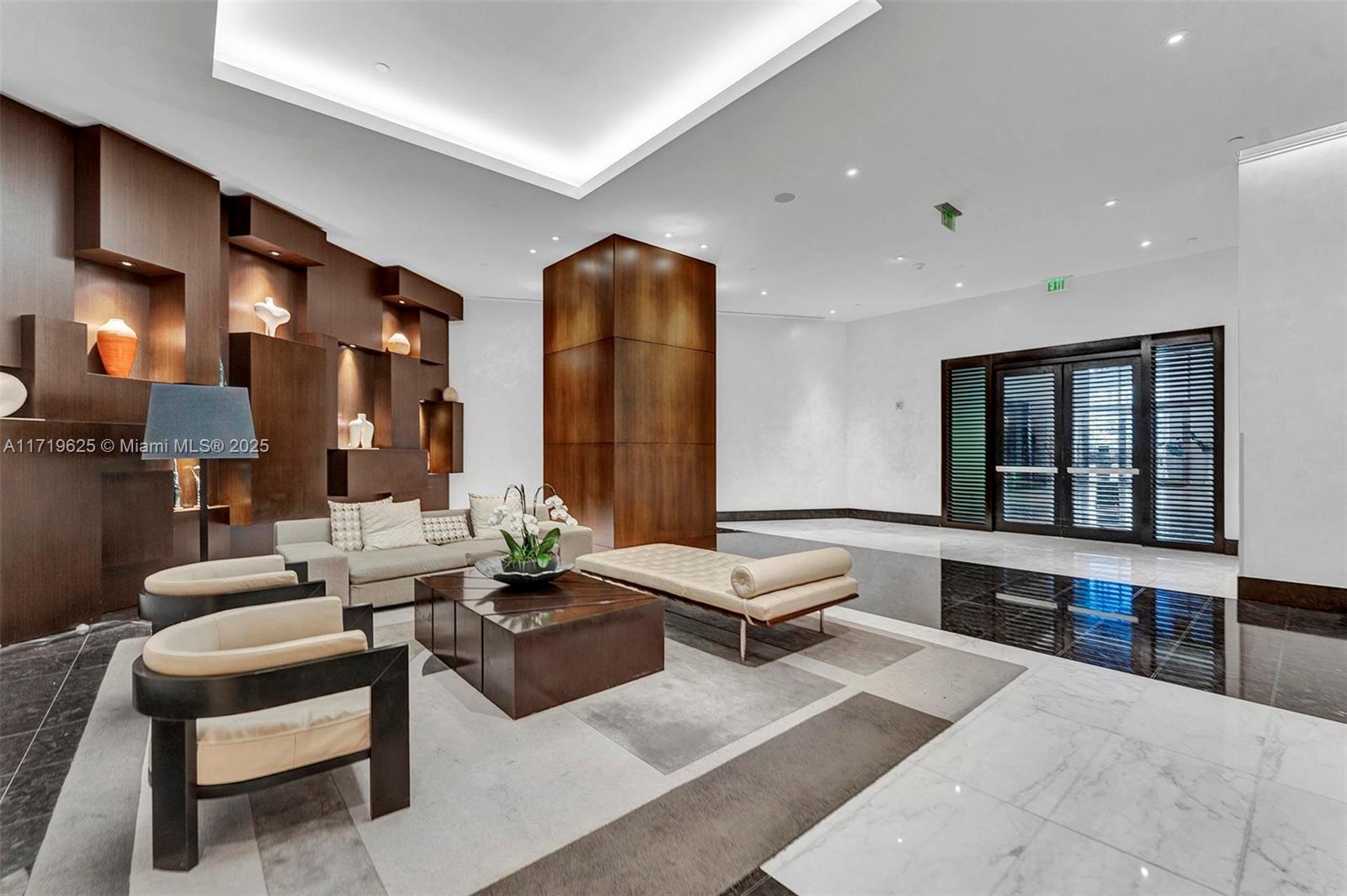 200 Biscayne Blvd Way, Unit 5001 Miami, FL 33131 - Photo 45 of 48