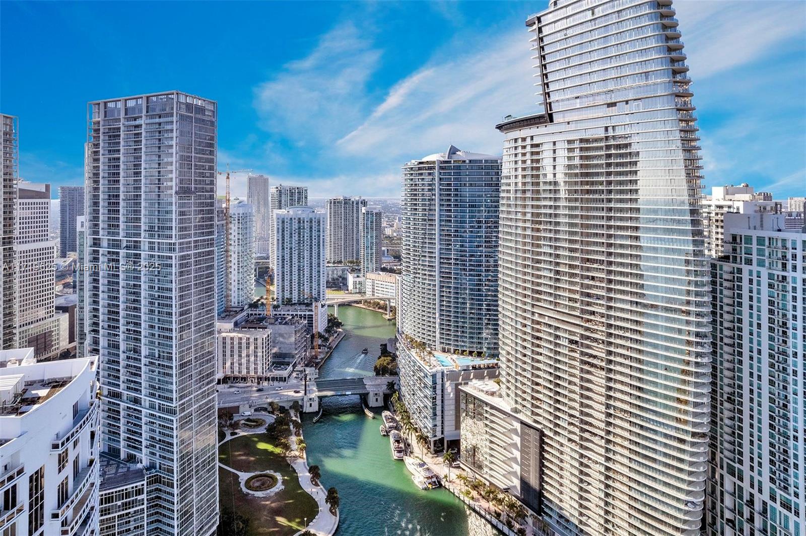 200 Biscayne Blvd Way, Unit 5001 Miami, FL 33131 - Photo 47 of 48 a view of city with balcony