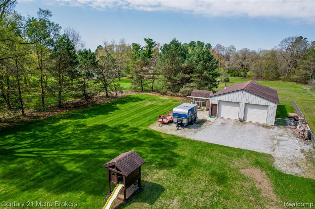 6043 North Gale Road Davison, MI 48423 - Photo 29 of 34 Gallery Image 29