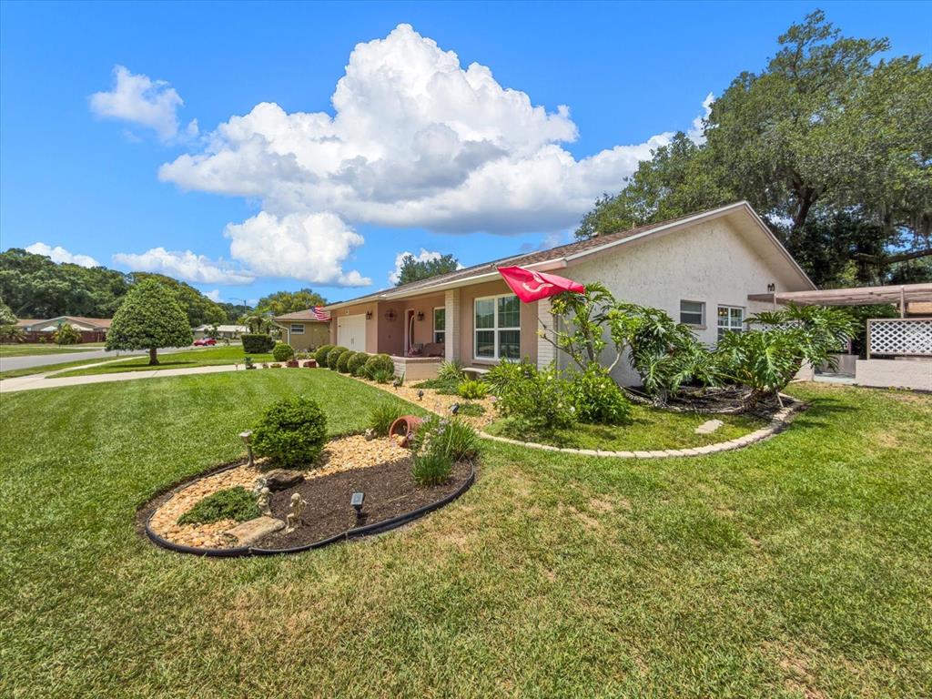 2211 Portside Passage Palm Harbor, FL 34685 - Photo 8 of 55