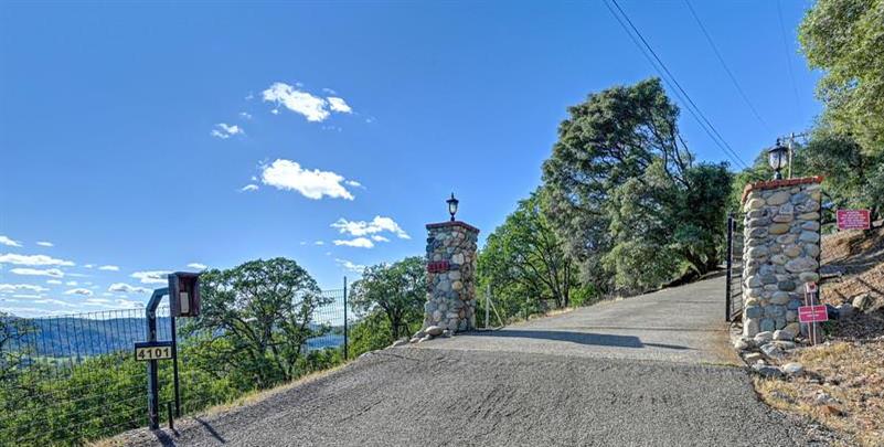 4101 Birdseye View Lane Placerville, CA 95667 - Photo 2 of 62 Entrance security gate