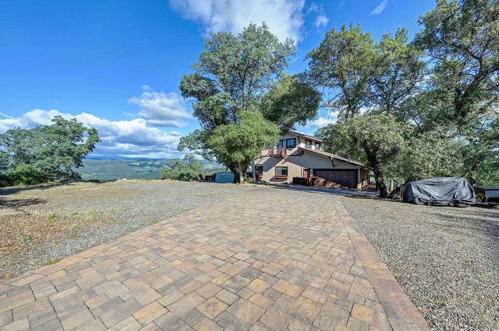 4101 Birdseye View Lane Placerville, CA 95667 - Photo 3 of 62 All sorts of room to park stuff with an all season driveway