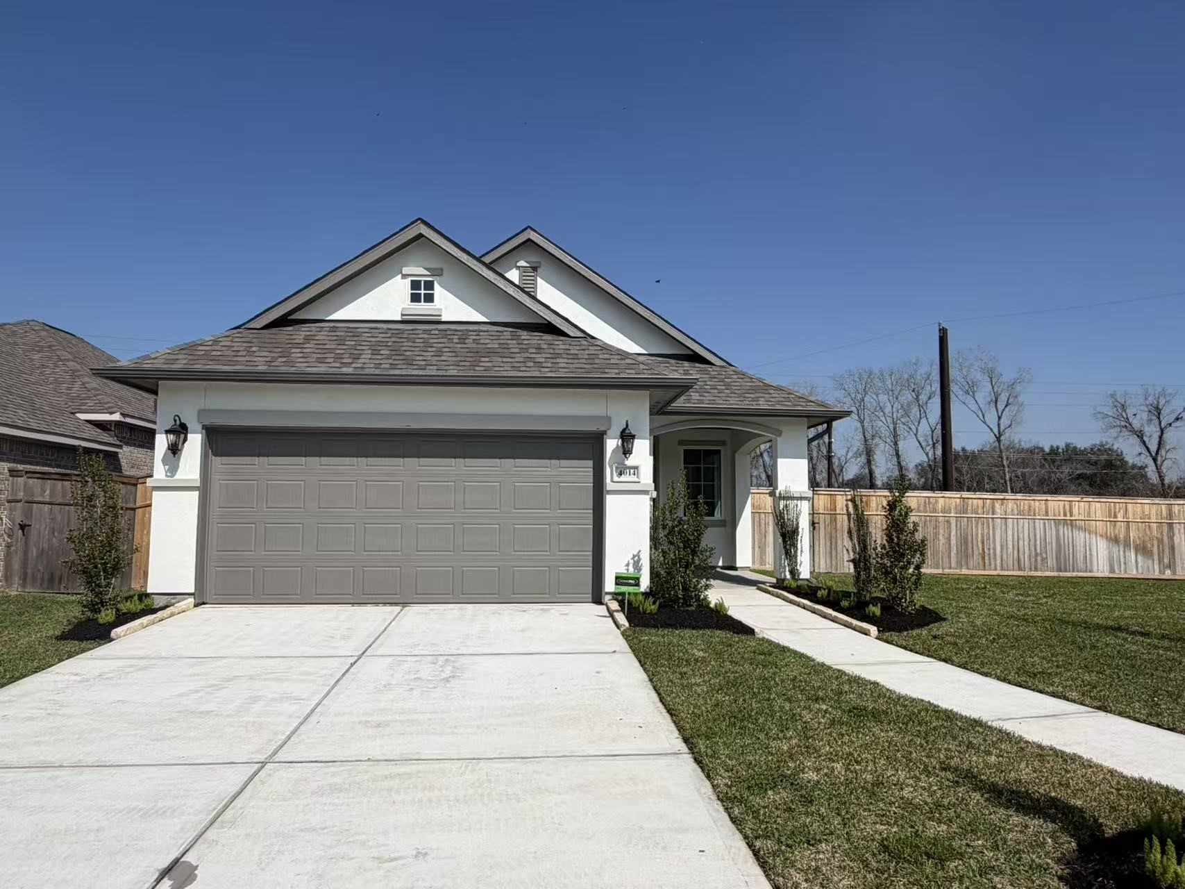 4014 Colony Lane Missouri City, TX 77459 - Photo 3 of 40 a front view of a house with yard