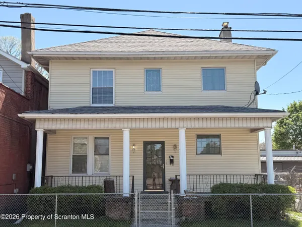 $299,990 | 926 Capouse Avenue, Scranton, PA 18509