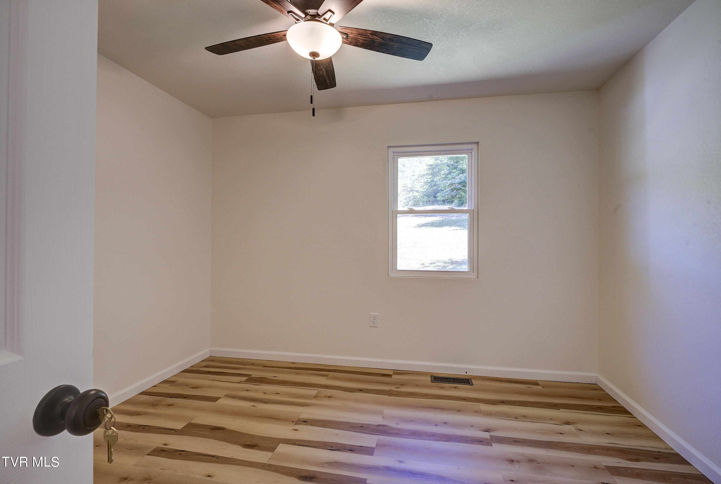 1392 Poor Valley Road Rogersville, TN 37857 - Photo 28 of 32 PoorValley-12