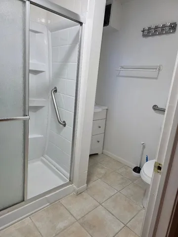 $1,300 | 1712 West 33rd Place, Unit 1, Chicago, IL 60608