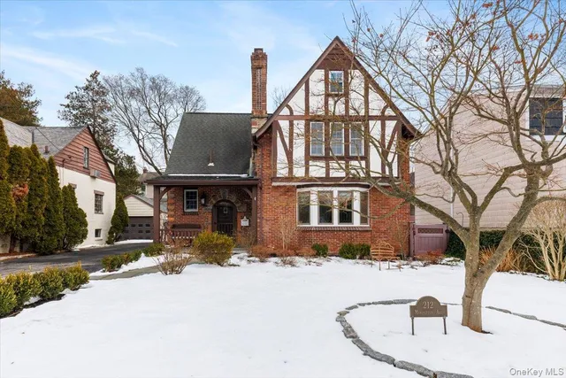 $899,000 | 212 Manhattan Avenue, Tuckahoe, NY 10707