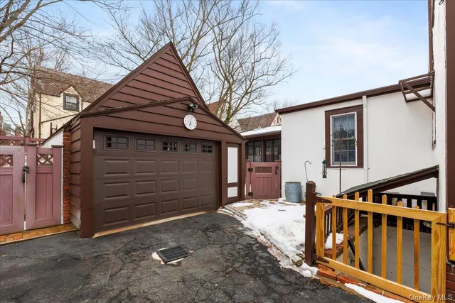 $899,000 | 212 Manhattan Avenue, Tuckahoe, NY 10707