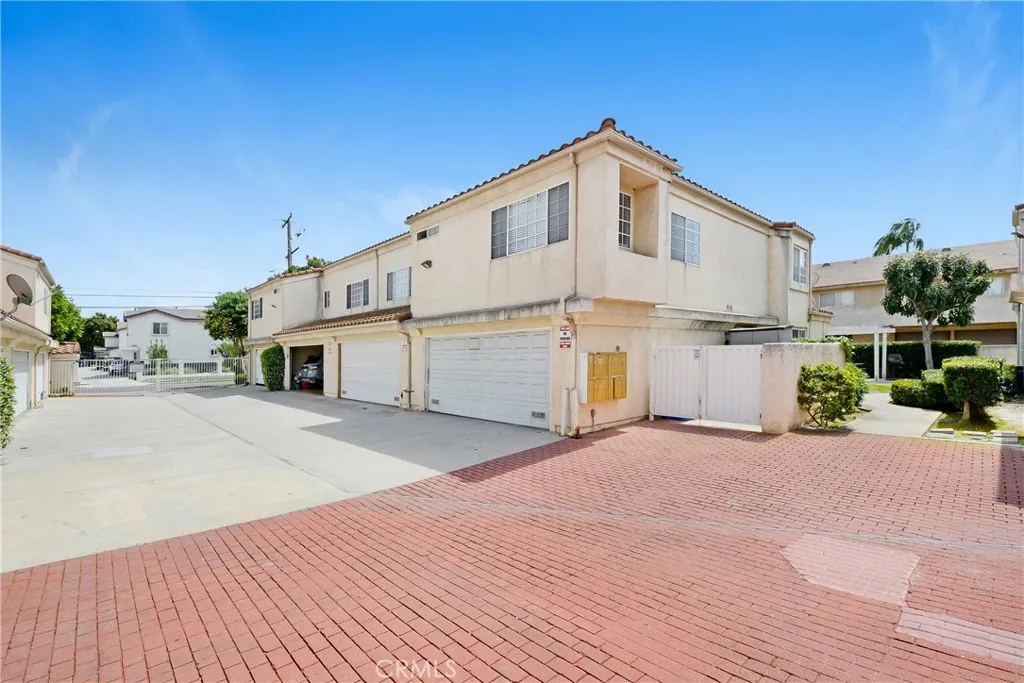 4 Arthur Avenue, Unit 4 Paramount, CA 90723 - Photo 10 of 10